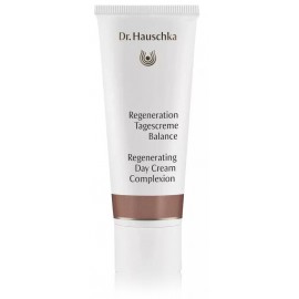 Dr. Hauschka Regenerating Day Cream Complexion atjaunojošs dienas sejas krēms