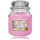 Yankee Candle Snowflake Kisses aromātiska svece