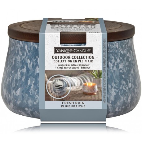 Yankee Candle Outdoor Collection Fresh Rain aromātiska svece